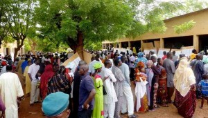 foule bureau vote election presidentielle malienne