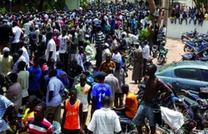 Commémoration du 26 Mars : Le Rappeur Boubacar Coulibaly dit «Martyr » offre un concert au public