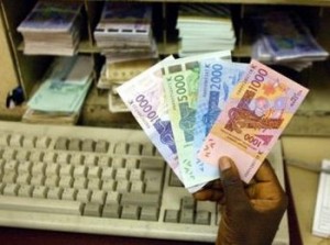 lutte contre  corruption  délinquance financière mali argent faux billets