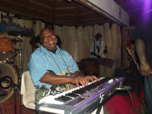 Cheick Tidiane Seck, artiste malien de renommée internationale : « Ceux qui ne sont pas de la communauté du Mali, il faut les bouter dehors »