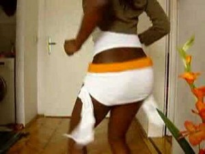 SEXE FILLE BAR FESSE SECRETAIRE DELEGATION UNION EUROPEENNE BAMAKO