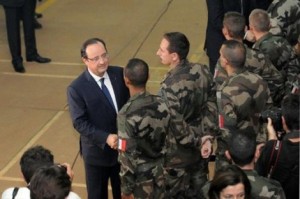 Mali/RCA: “Serval et Sangaris loin d’être finies”