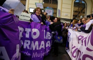 Grande manifestation pro-avortement à Madrid, soutiens en Europe