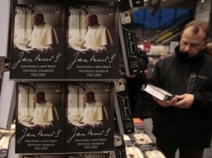 La publication des mémoires de Jean-Paul II suscite la polémique en Pologne