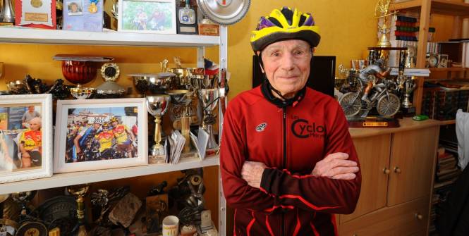 Il a 102 ans mais il bat toujours des records sportifs