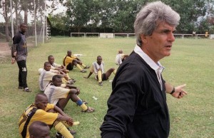 centre football ballon Académie Jean-Marc Guillou