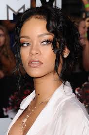 rihanna chanteuse rappeuse musicienne americaine usa