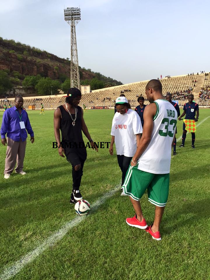 Gervinho seydou keita stars joueur sida foot stade omnisports