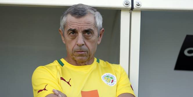 alain-giresse-entraineur-coach-aigles-joueur-footballeur-malien