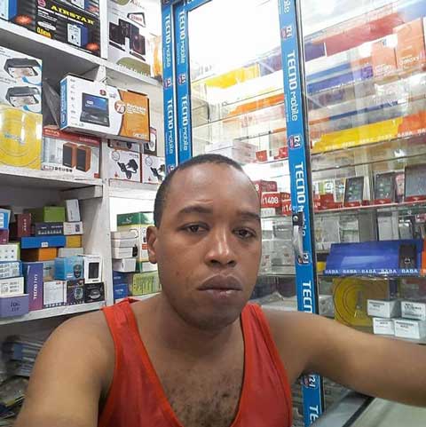 Ibrahima Bah Rougeot trafiquant drogue stupefiant cocaine vendeur telephone portable magazin
