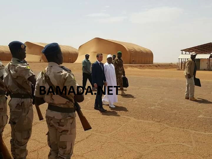 emmanuel macron president france ibk ibrahim boubacar keita mali chef etat